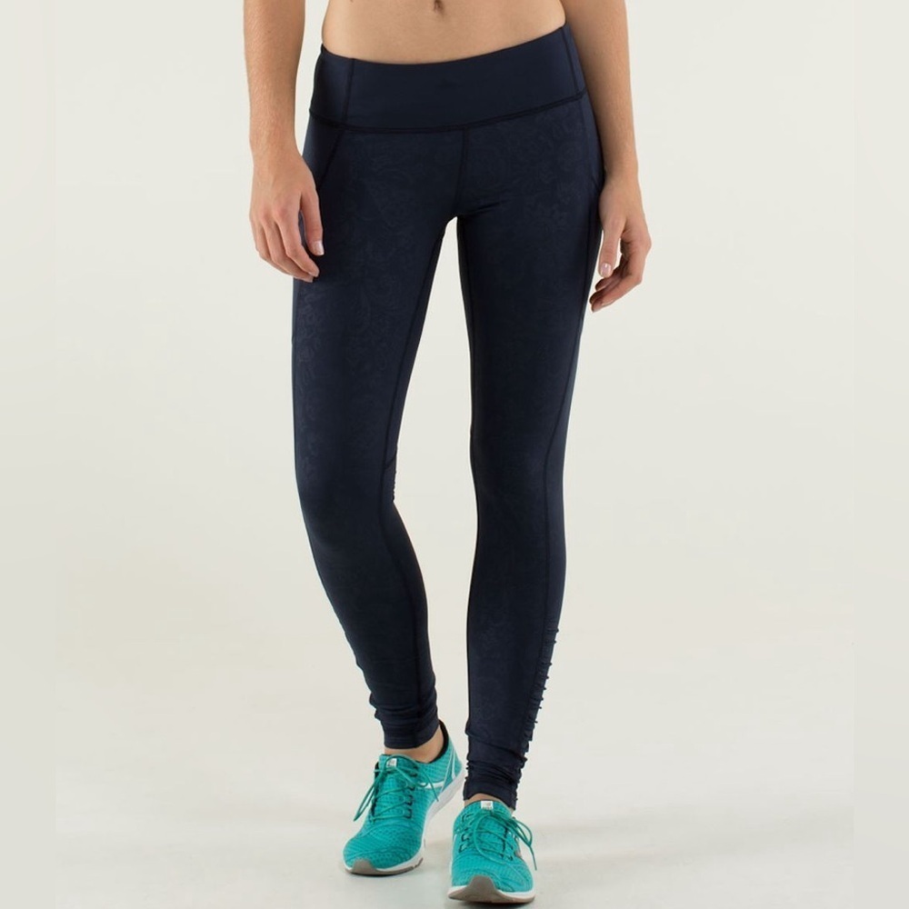 Lululemon Speed Tight Luxtreme Paisley Emboss Inkwell Mid Rise Leggings EUC Sz 6